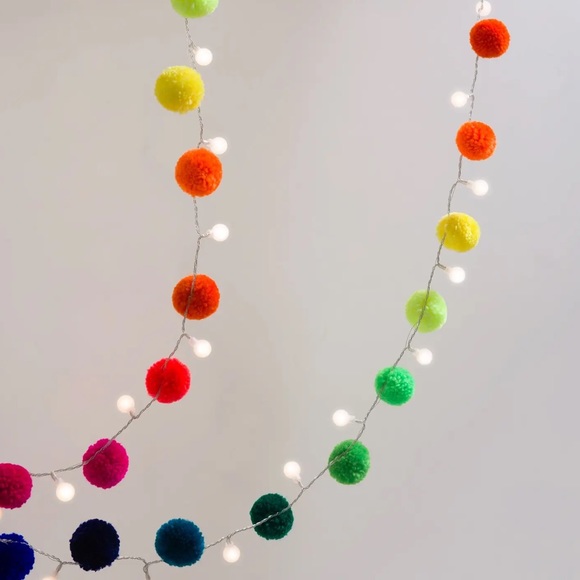 NEW Great Quality Boho Home Decor Battery or Plug Rainbow Pom Pom Fairy Lights - Picture 2 of 3
